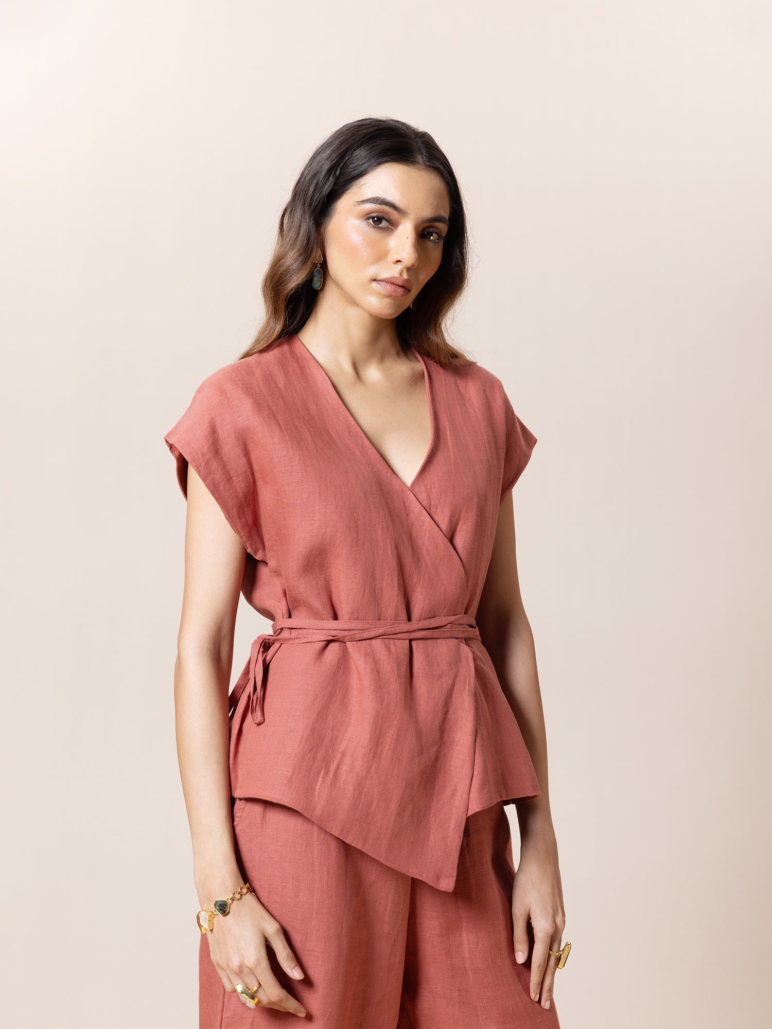 Wrap around top