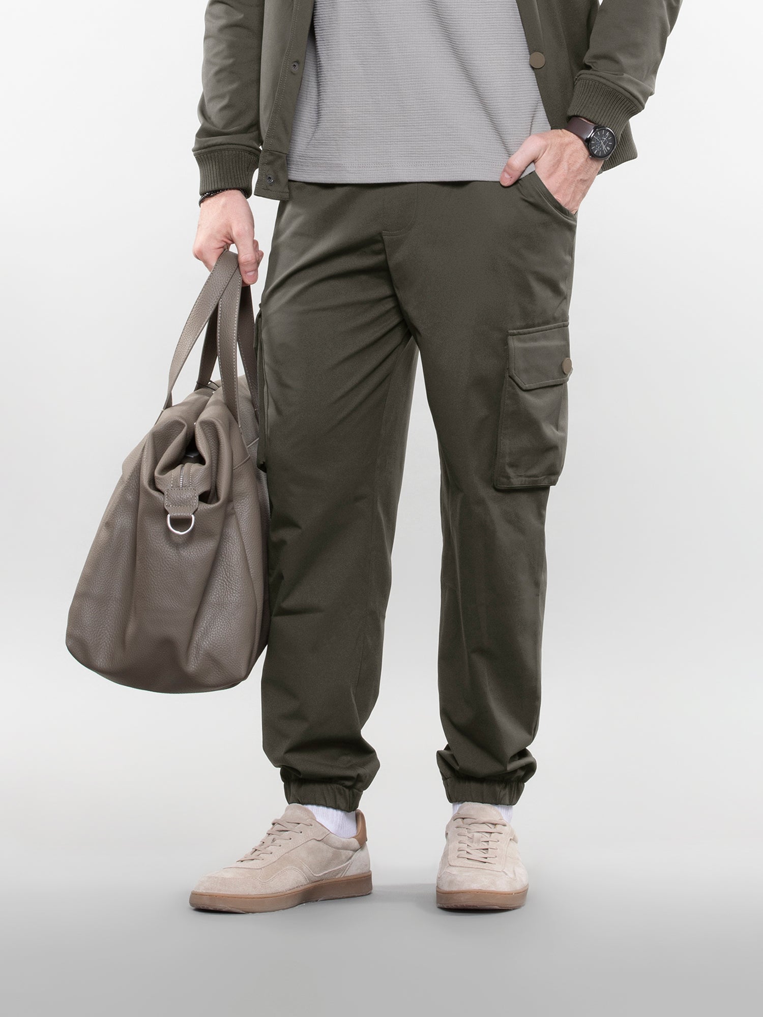Six pocket cargo pants