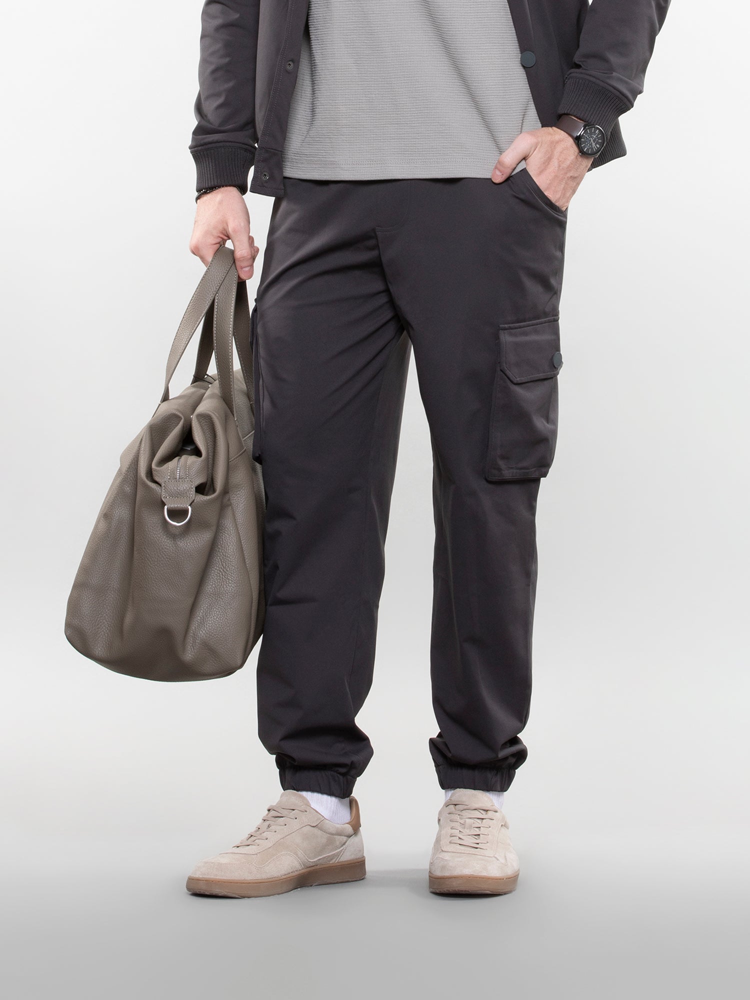 Six pocket cargo pants