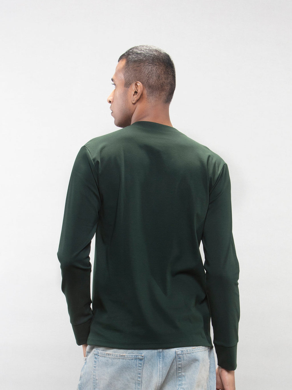 The henley tee