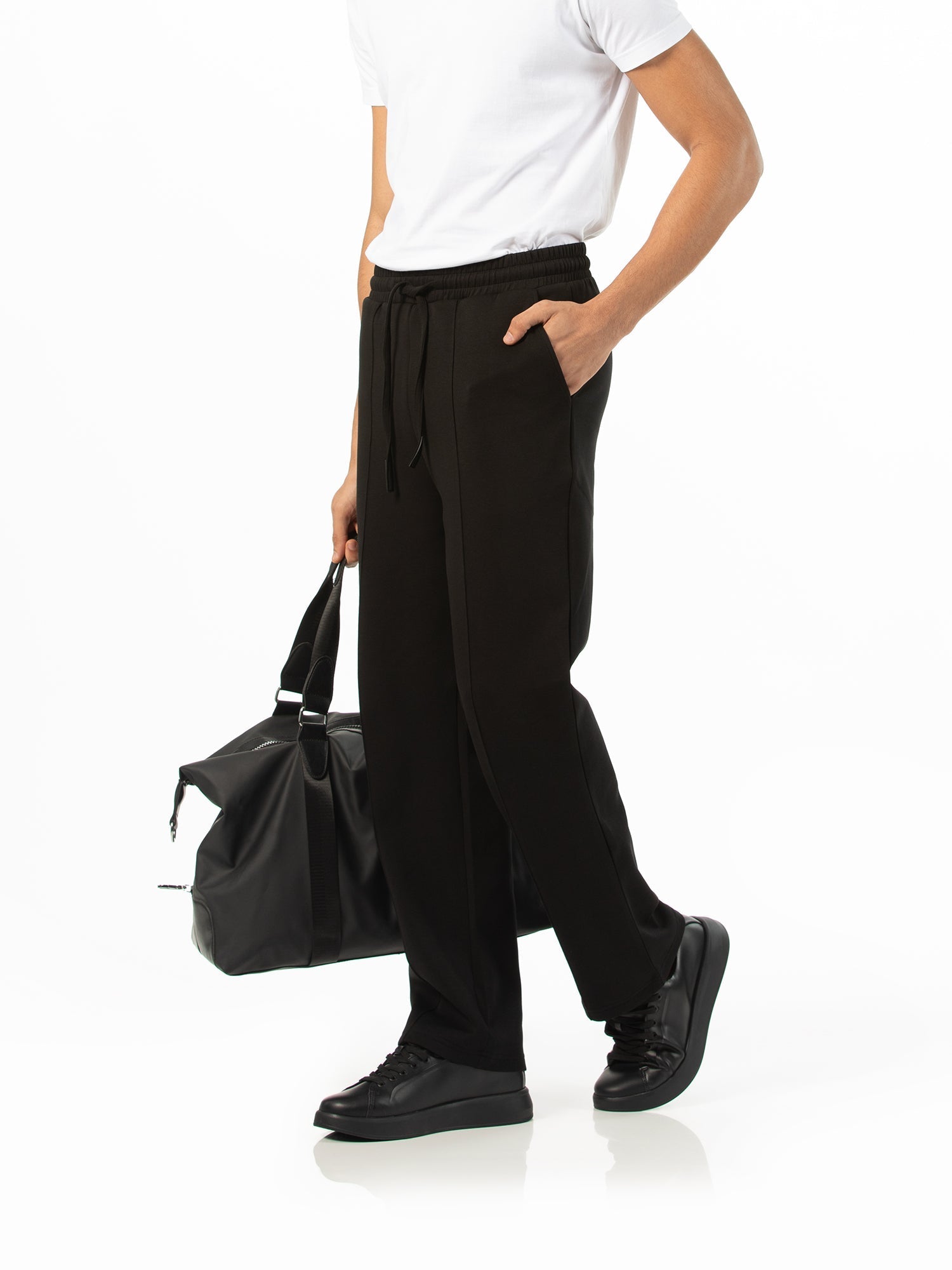 Wide-leg pants