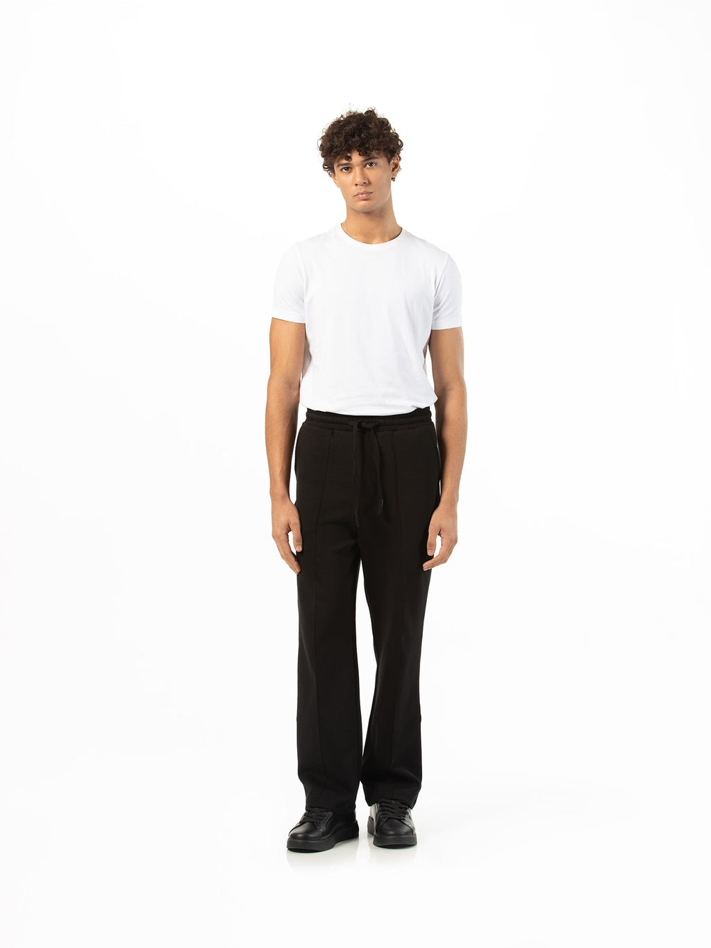 Wide-leg pants