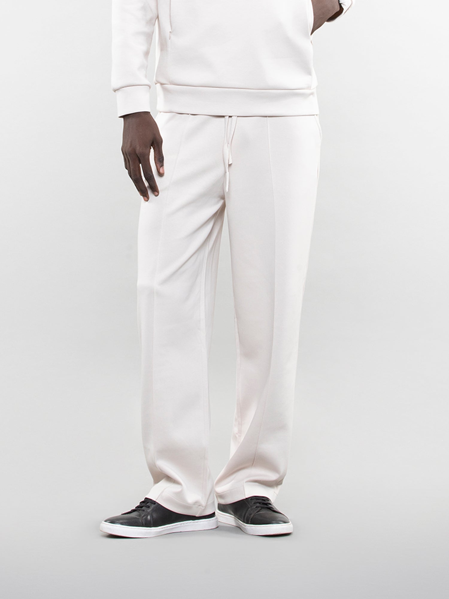 Wide-leg pants