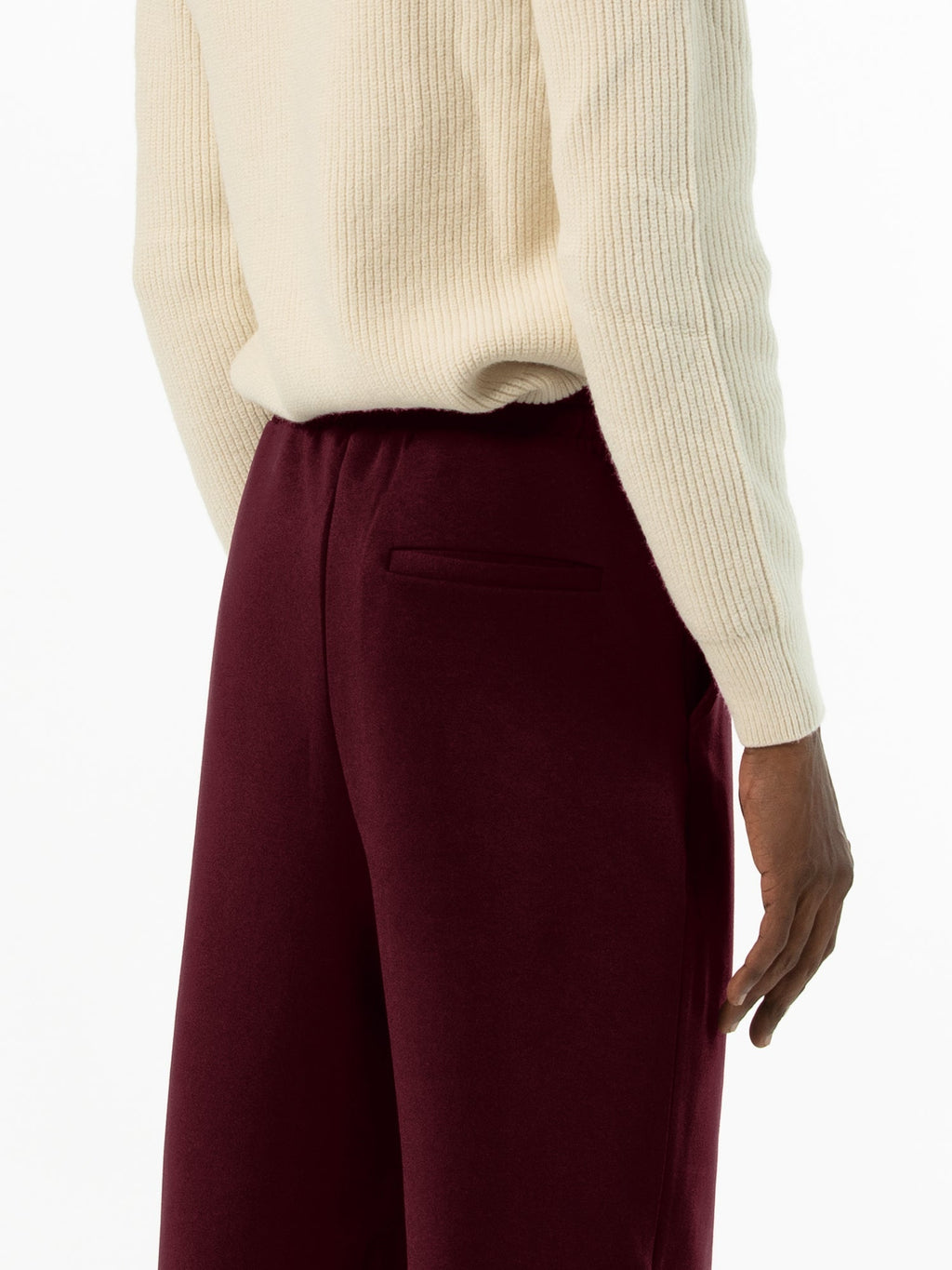 Wide-leg pants