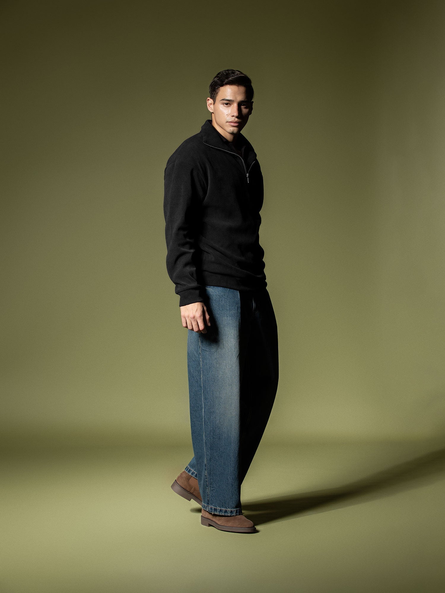 Ribbed quarter-zip sweatshirt
