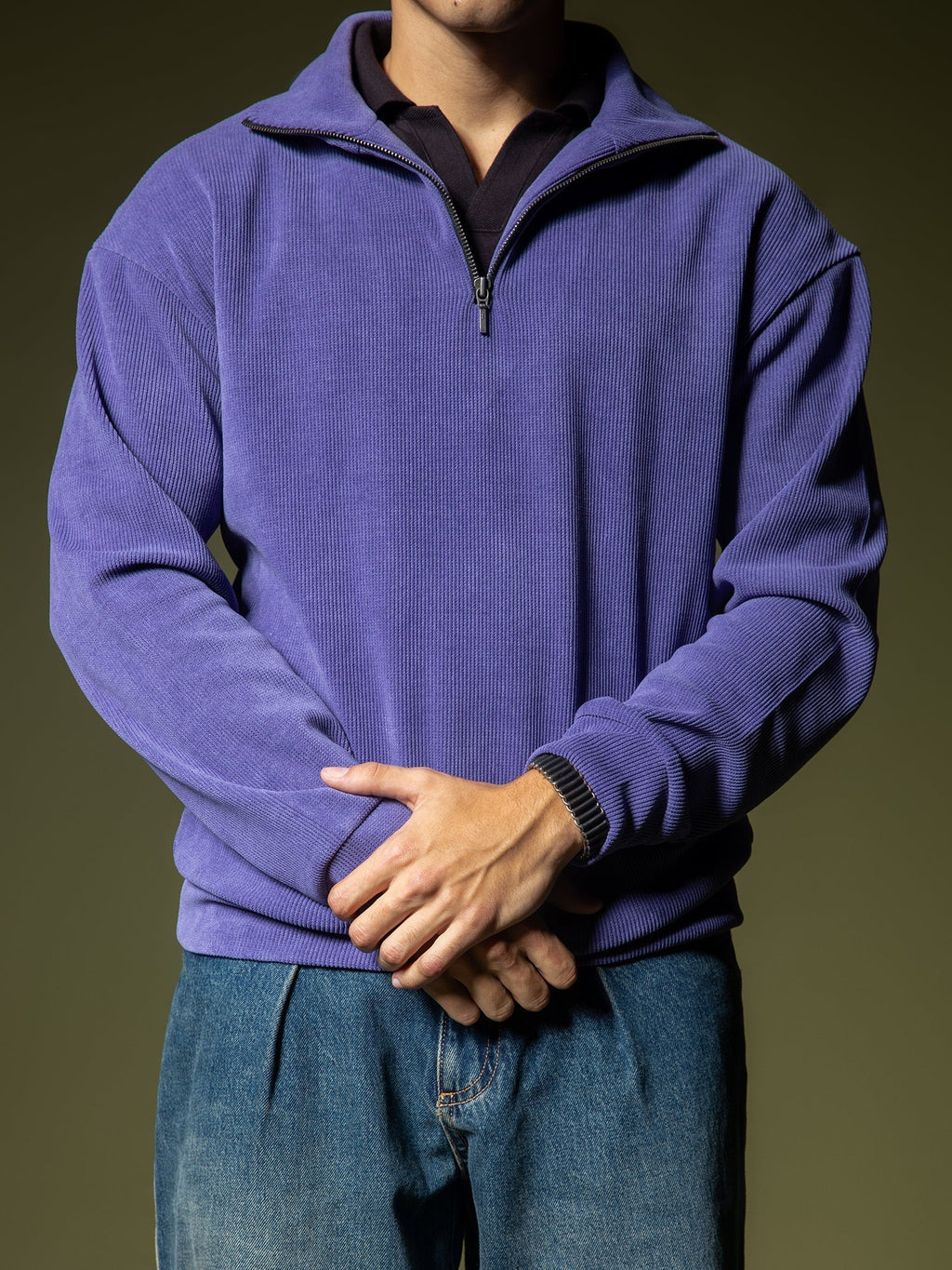 Ribbed quarter-zip sweatshirt