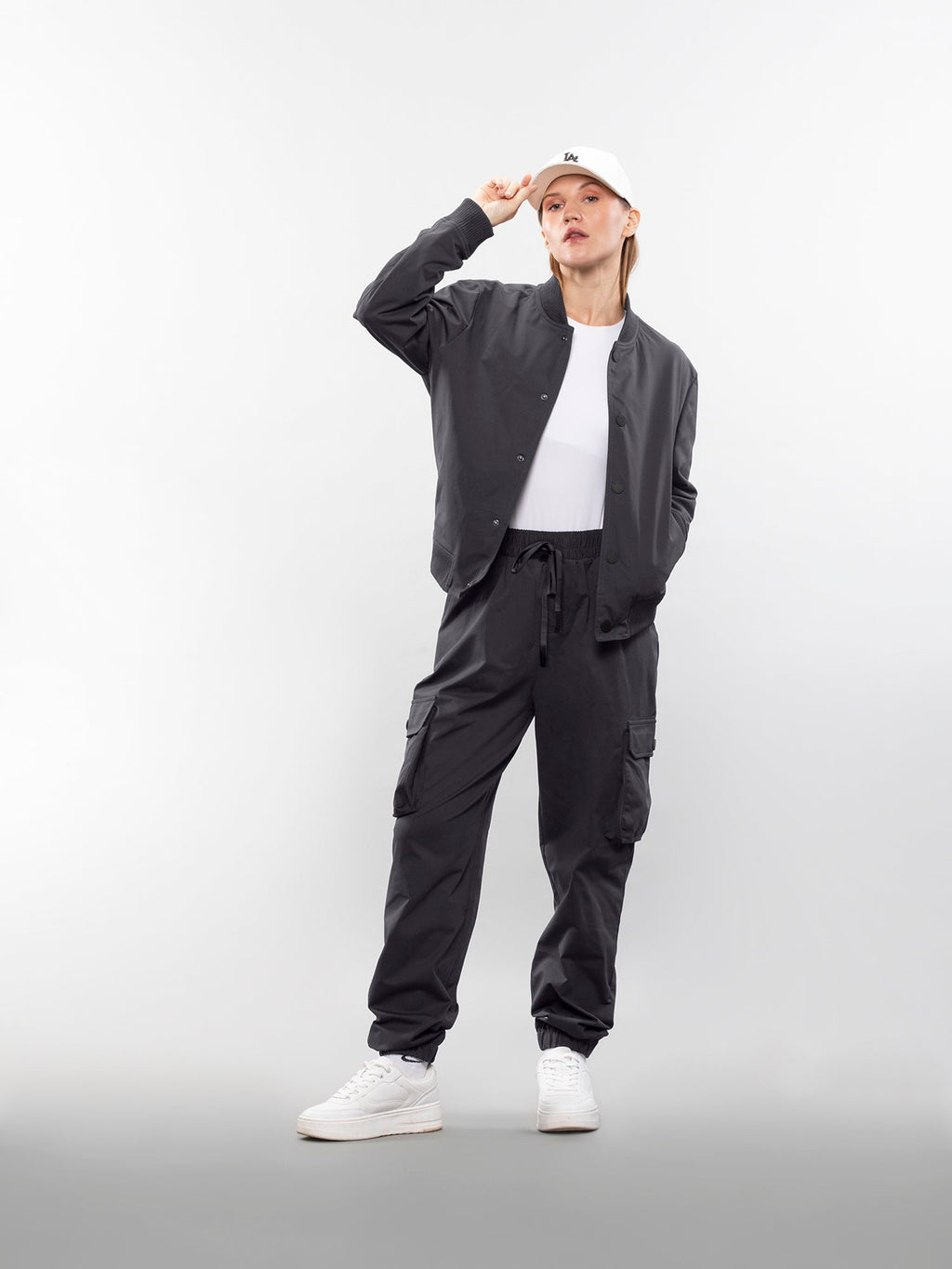 Six pocket cargo pants