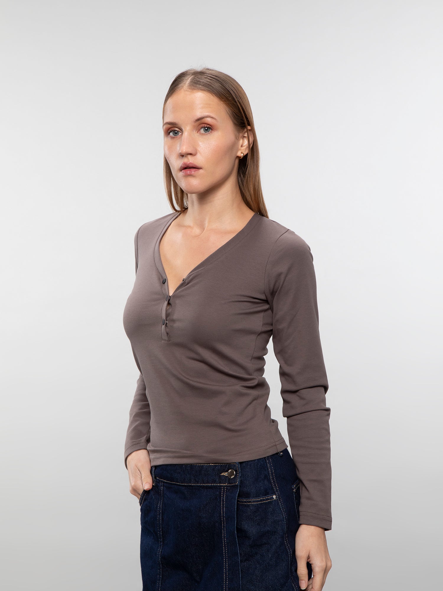 The henley tee