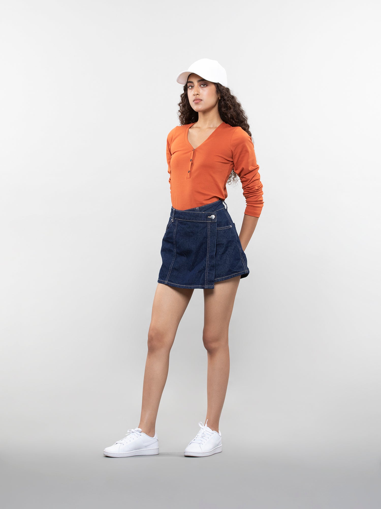 The henley tee
