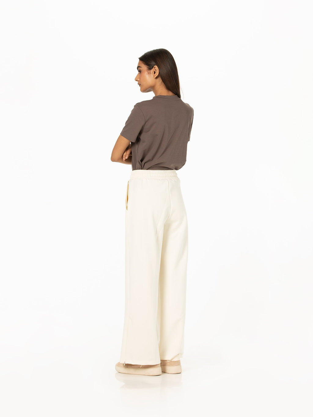 Wide-leg pants