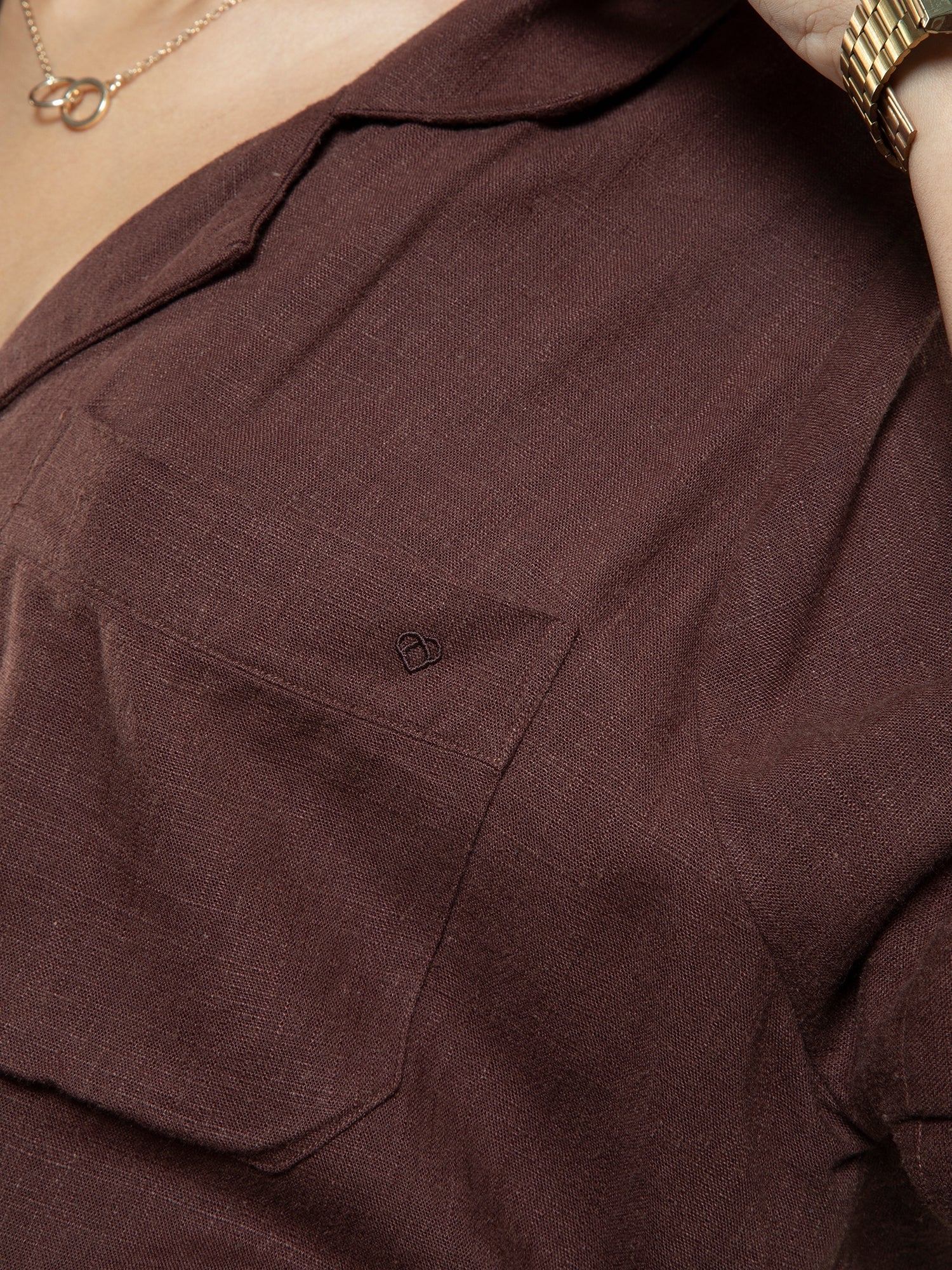 Short-sleeve relaxed shirt